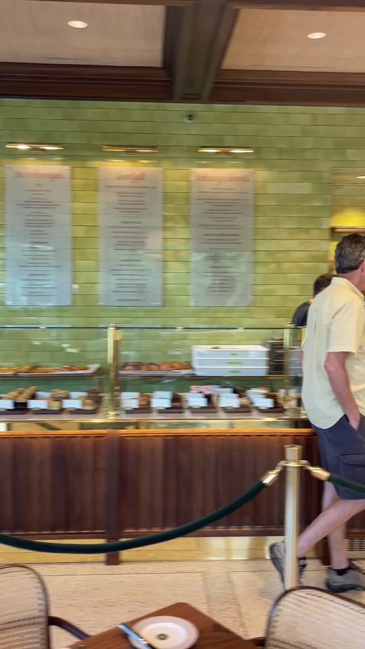 Hive Bakery & Cafe