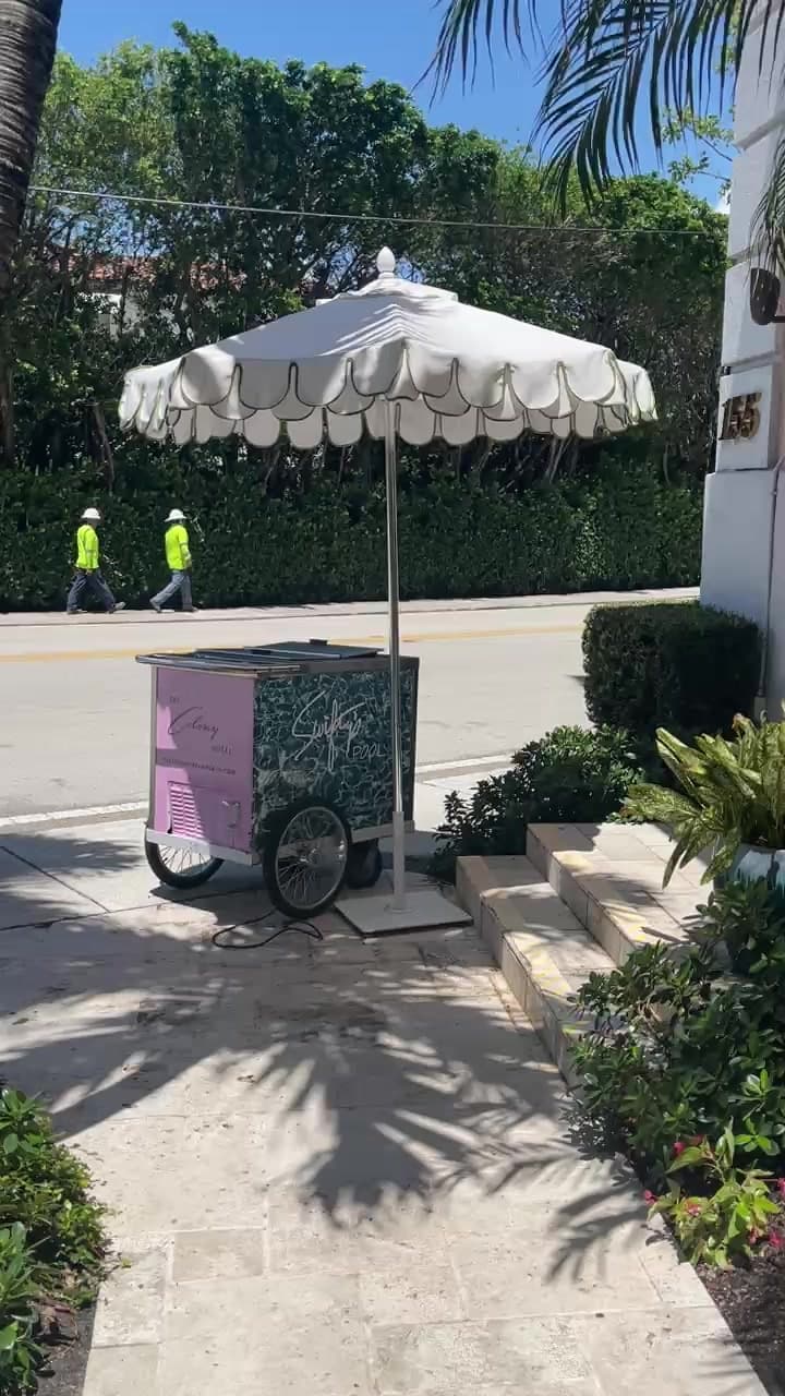 Pink Paradise Café